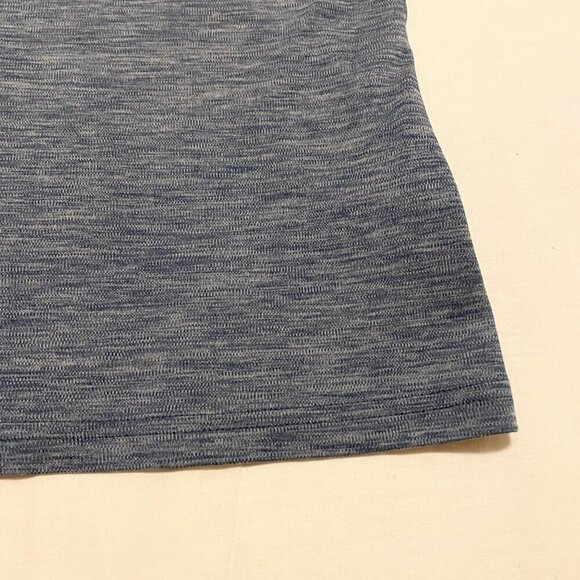 Under Armour Womens Shirt Size Small Heatgear Loose Tshirt Vneck - Picture 7 of 15